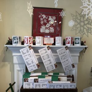 Make your own HOLIDAY LANTERN KITS